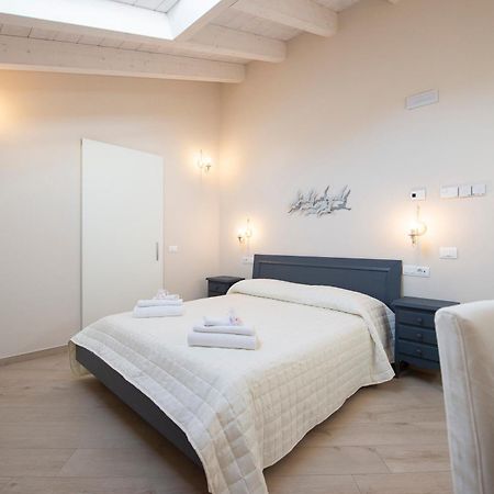 Villino Micol Camere A Due Passi Dal Mare Marina Di Carrara Eksteriør bilde